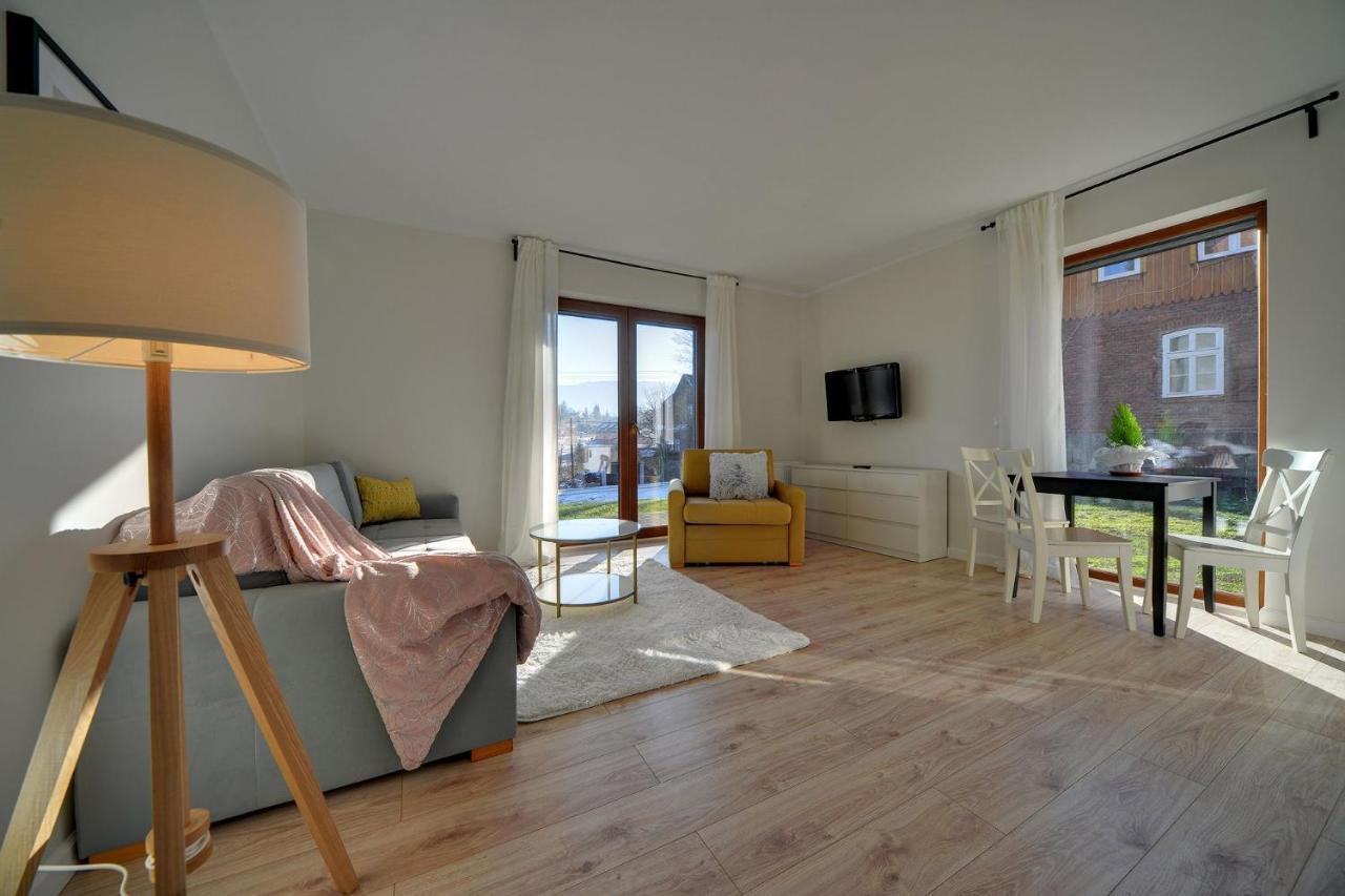 Apart-Invest Apartament Grottgera Studio 3 ชกลาร์สกา ปอเรมบา ภายนอก รูปภาพ